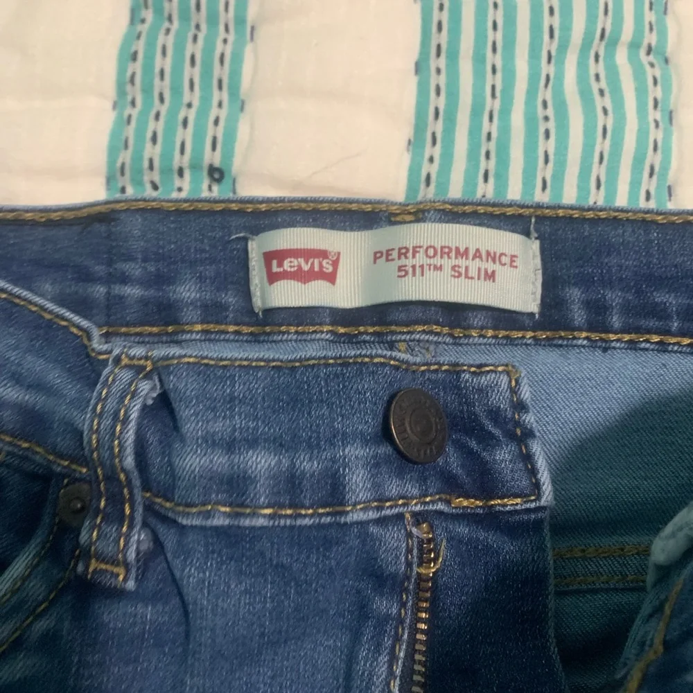 Bundle and of three pairs of Levi’s 511 performance slim fit jeans - Picture 7 of 15